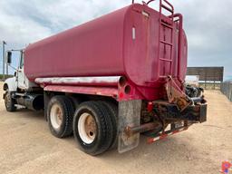 2005 MACK  CV713 T/A WATER TRUCK ODOMETER READS 307,107 MILES, VIN/SN: 1M2A