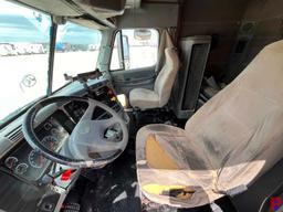 2006 FREIGHTLINER  COLUMBIA T/A SLEEPER HAUL TRUCK ODOMETER READS 666807 MI