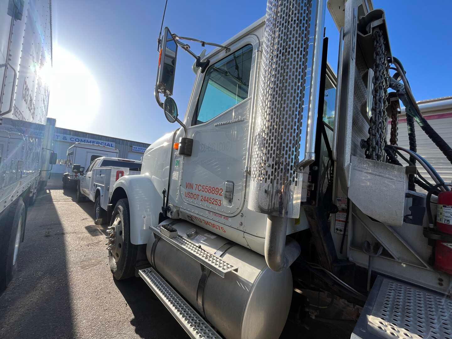 2007 INTERNATIONAL  9900I SFA 6X4 T/A DAYCAB HAUL TRUCK C-15 ACERT 475HP, 1