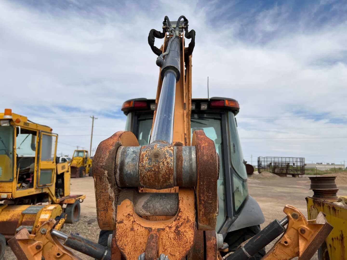 2013 CASE  580 SUPER N LOADER BACKHOE **INOPERABLE** 14818