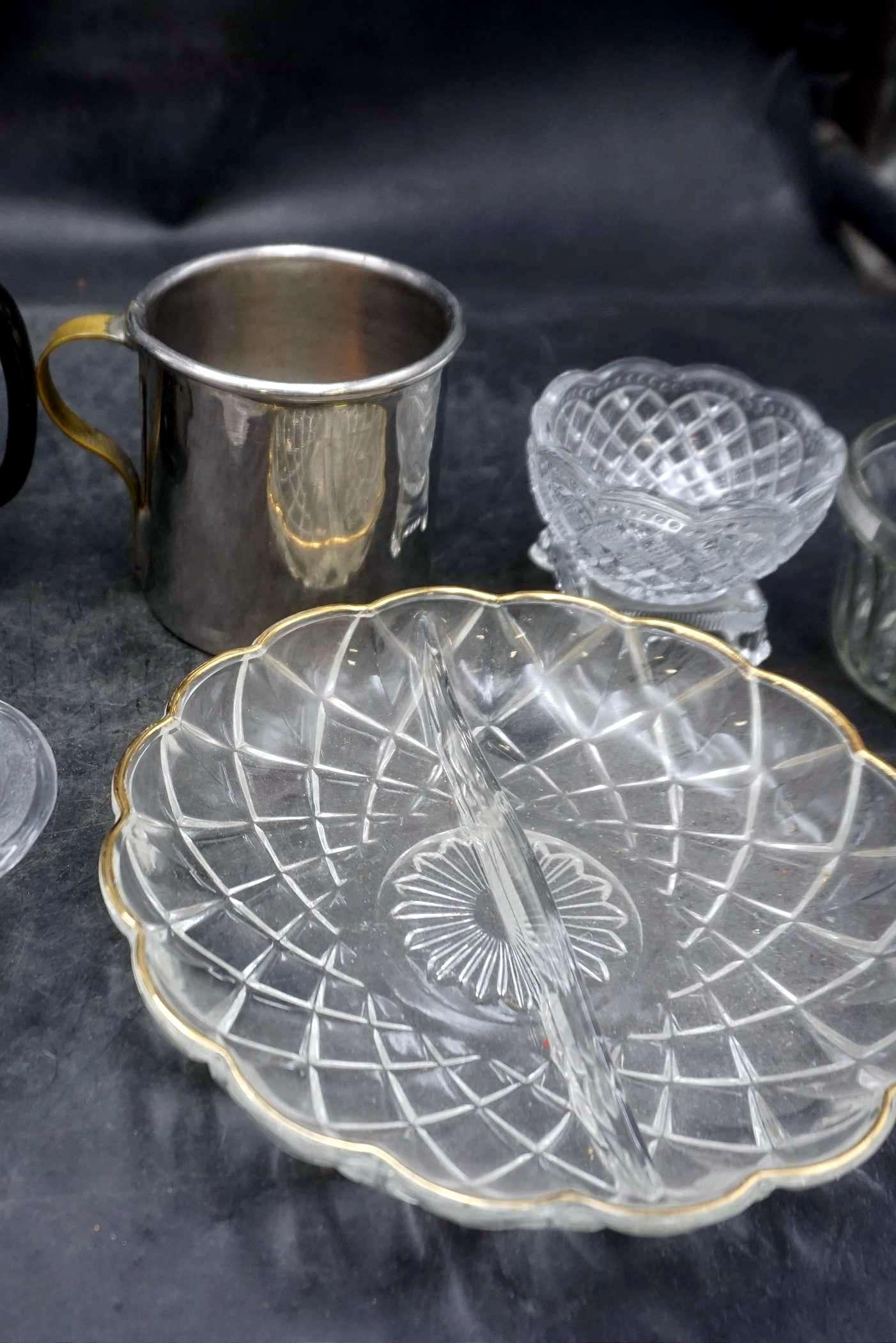 Glass Serving Bowls, Dishes, Jars & Mugs