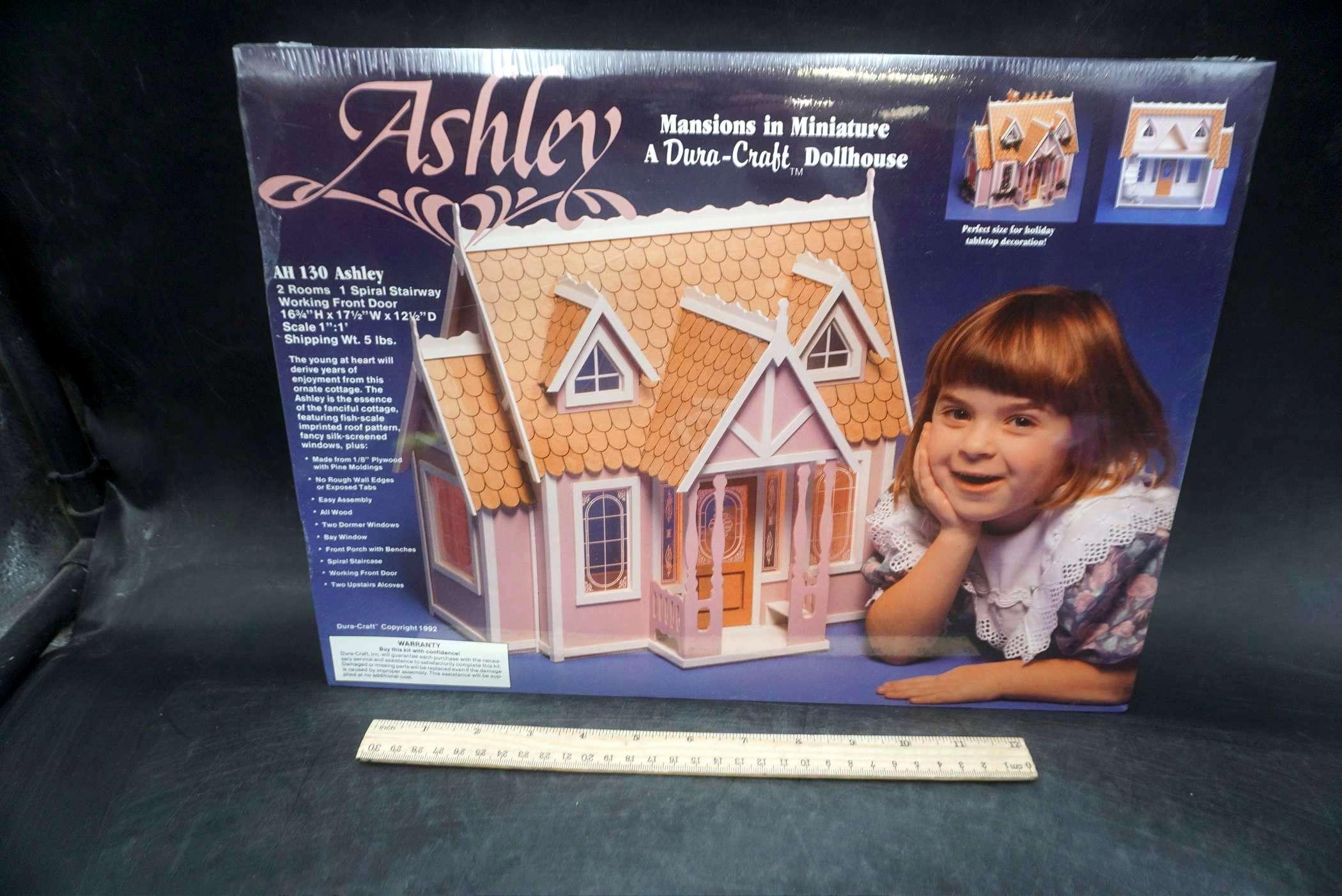 Ashley Mansions In Miniature A Dura-Craft Dollhouse