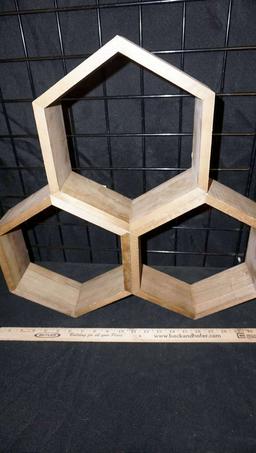 Display Tray & Hexagon Shaped Shelf