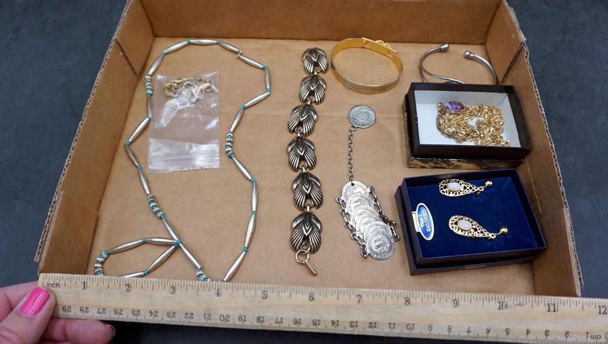 Assorted Jewelry