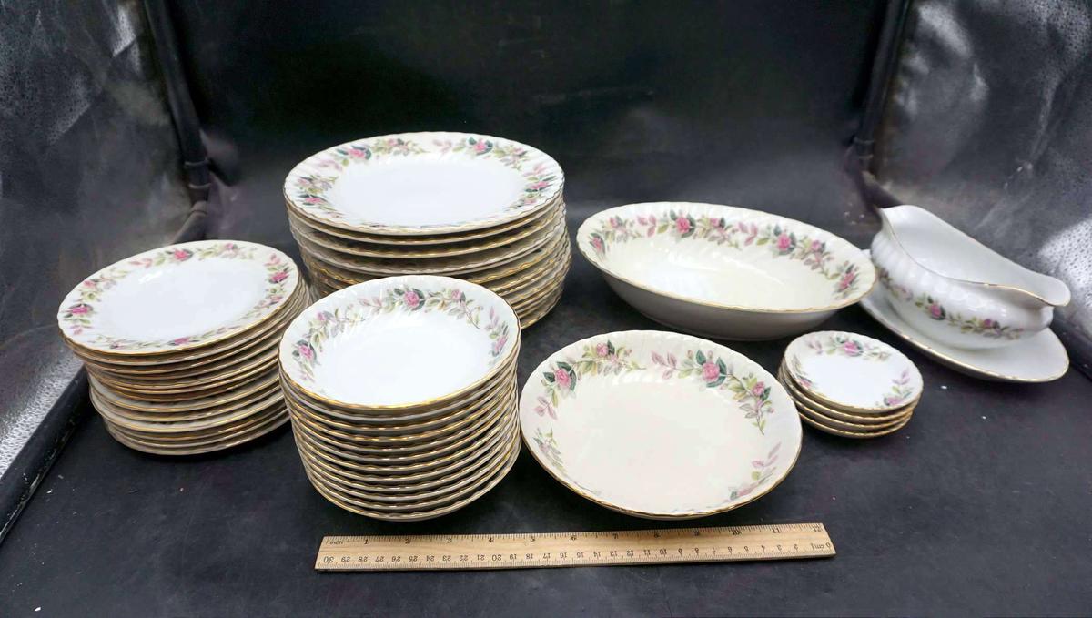 Creative China Dish Set