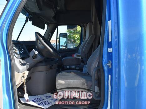 2016 FREIGHTLINER CASCADIA SLEEPER