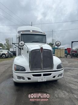 2013 KENWORTH T660 TANDEM AXLE SLEEPER TRUCK