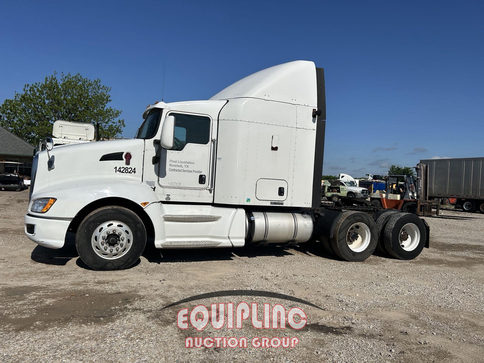 2014 KENWORTH T660 TANDEM AXLE SLEEPER TRUCK