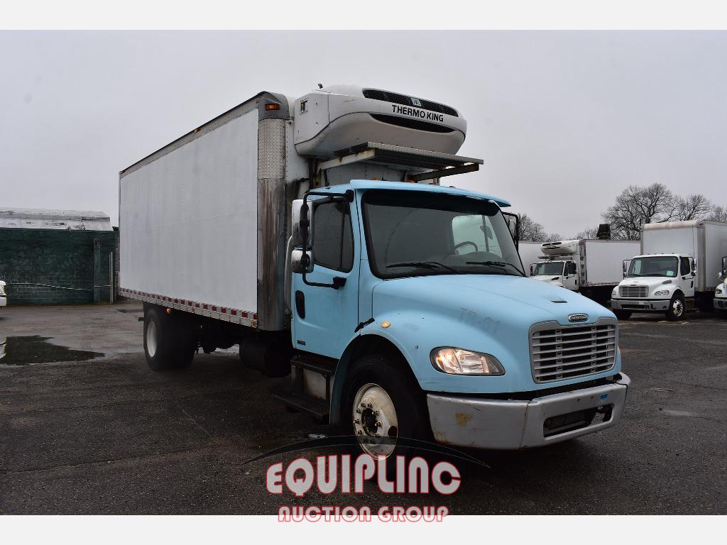 2012 FREIGHTLINER M2 22FT REEFER BOX