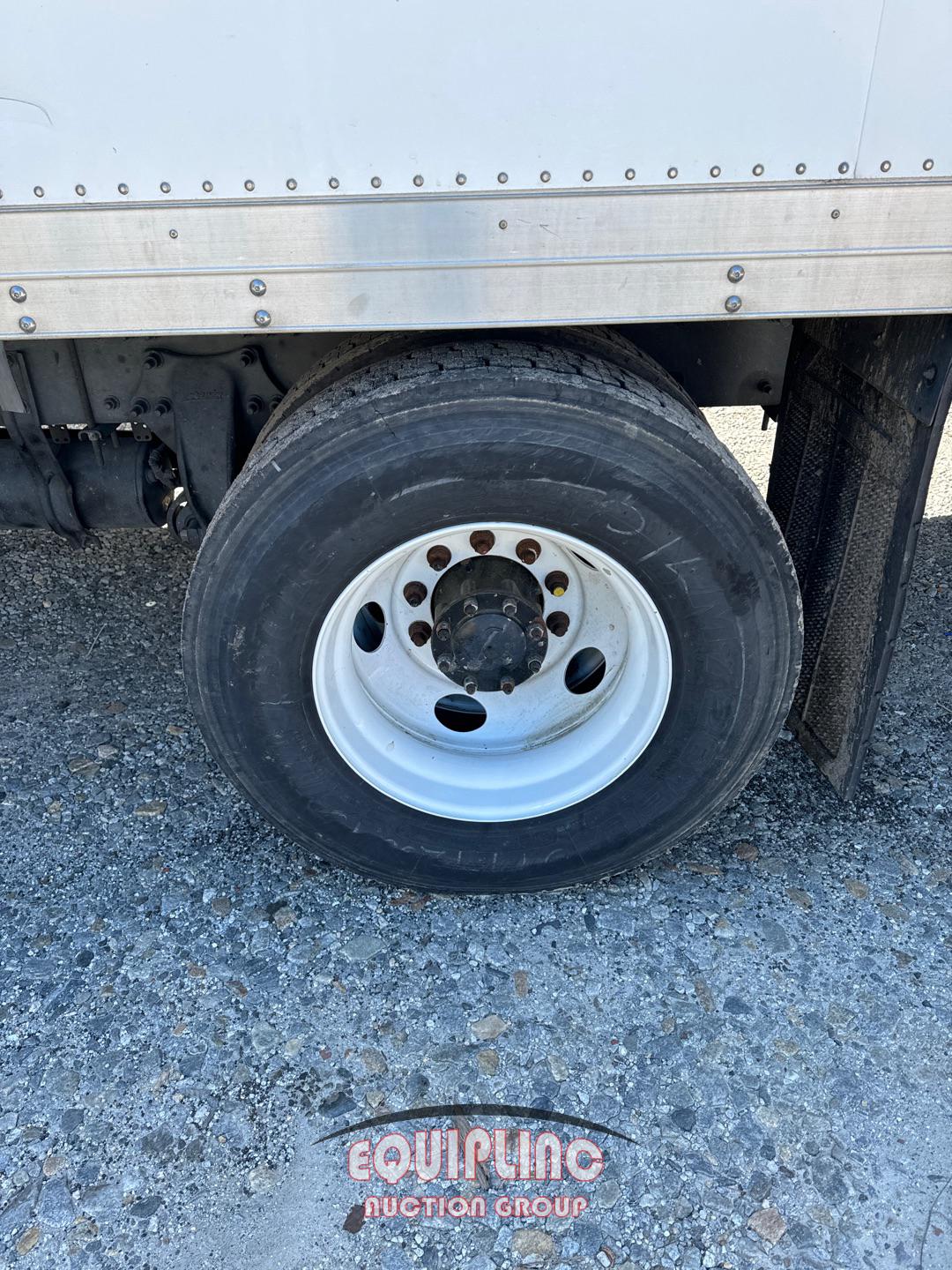 2016 FREIGHTLINER M2106 24FT REEFER BOX WITH CUMMINS ONAN GENERATOR