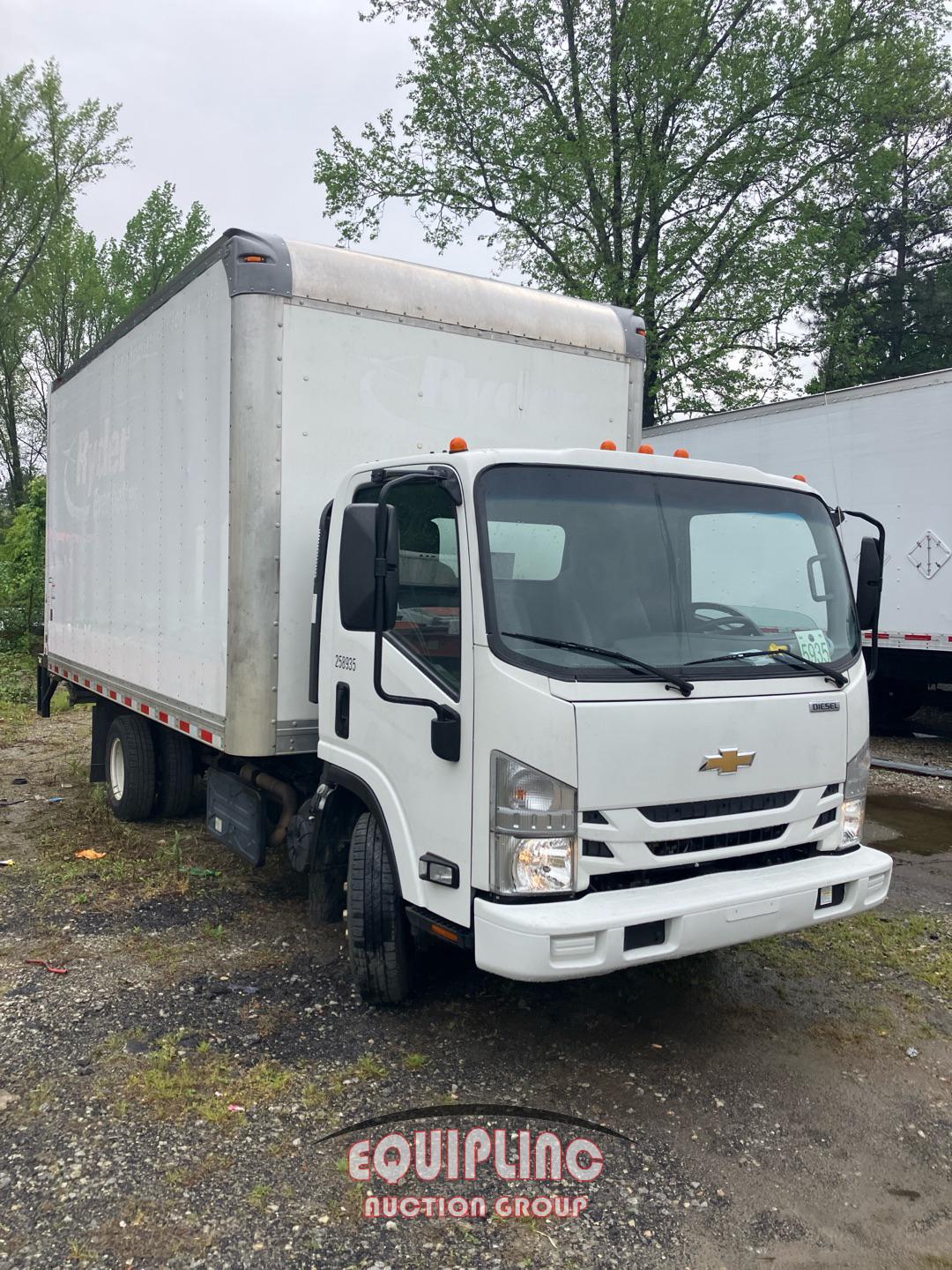 2020 ISUZU W4500 16FT BOX TRUCK