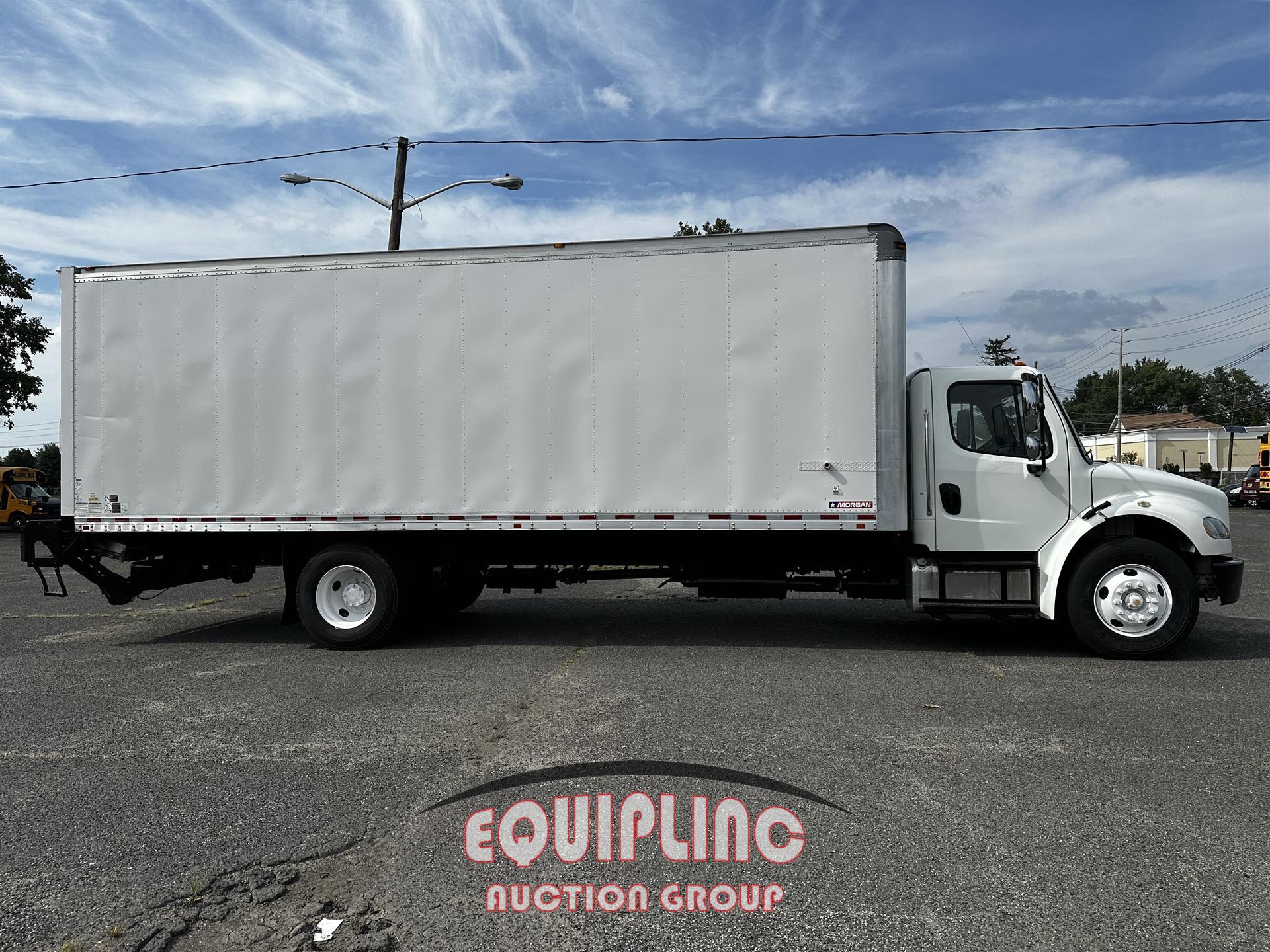 2016 FREIGHTLINER M2 26FT CDL REQUIRED BOX TRUCK