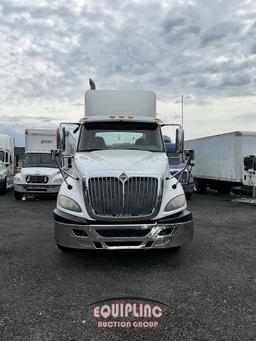 2015 INTERNATIONAL LF687 DAY CAB