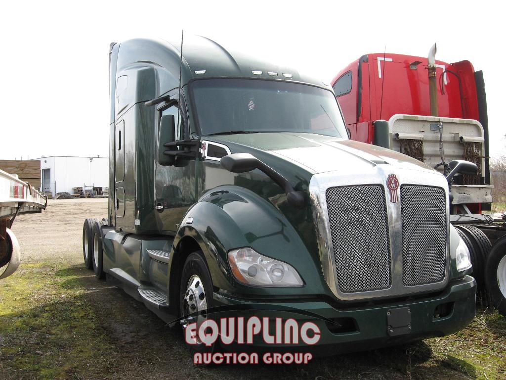 2019 KENWORTH T680 TANDEM AXLE SLEEPER TRUCK