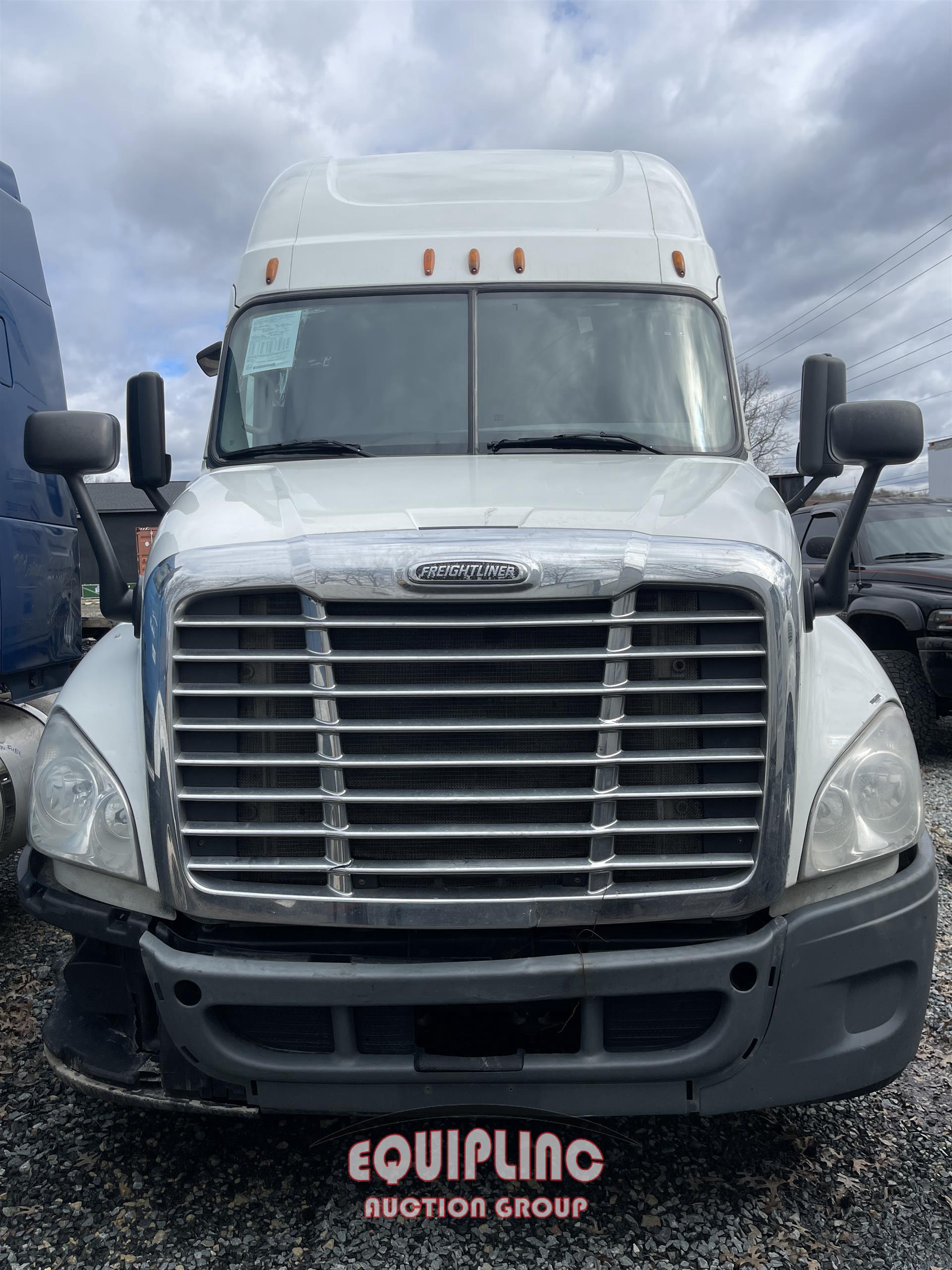 2016 FREIGHTLINER CASCADIA TANDEM AXLE SLEEPER