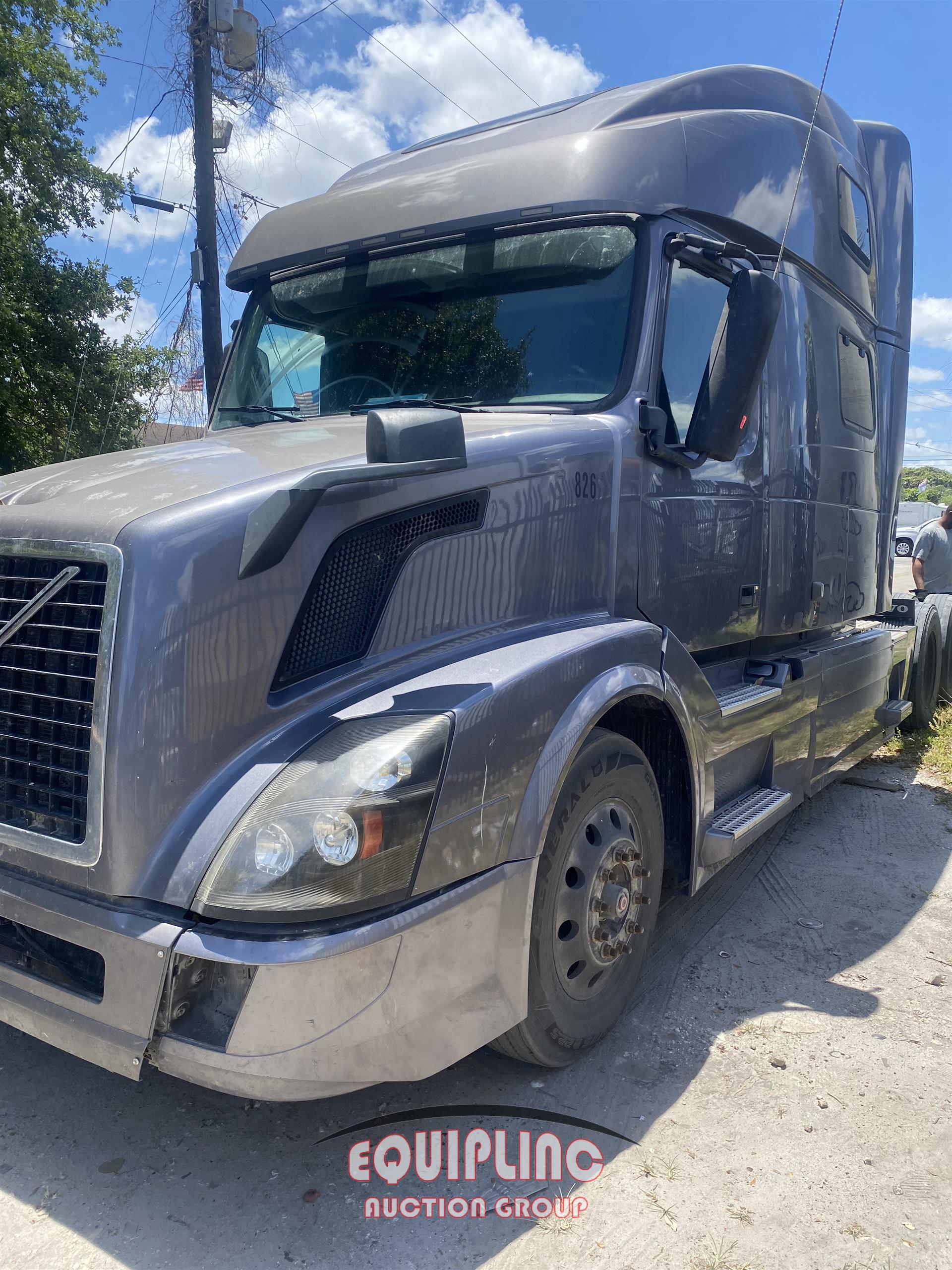 2018 VOLVO VNL780 TANDEM AXLE SLEEPER