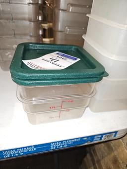 Assorted Cambro ware