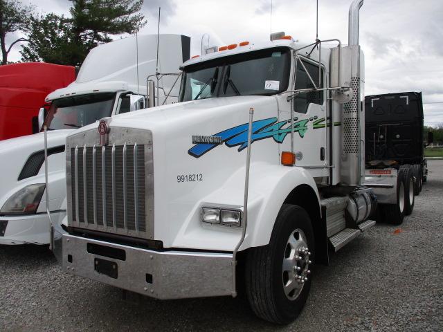 2015 KENWORTH T800 Conventional