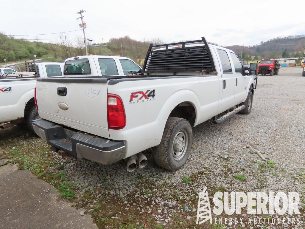 (x) (26-3) 2012 FORD F-250 XL Crew Cab 4WD Pickup,