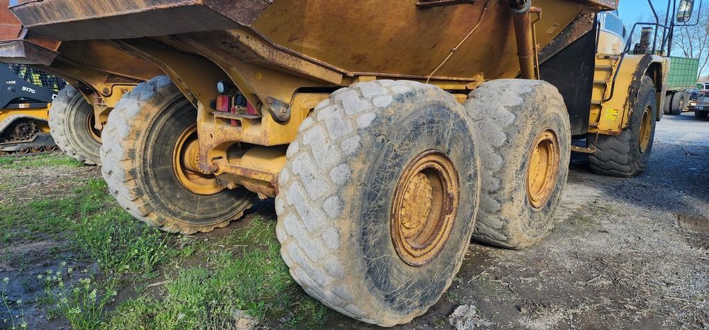 2005 Cat 735 Haul Truck (RIDE AND DRIVE)