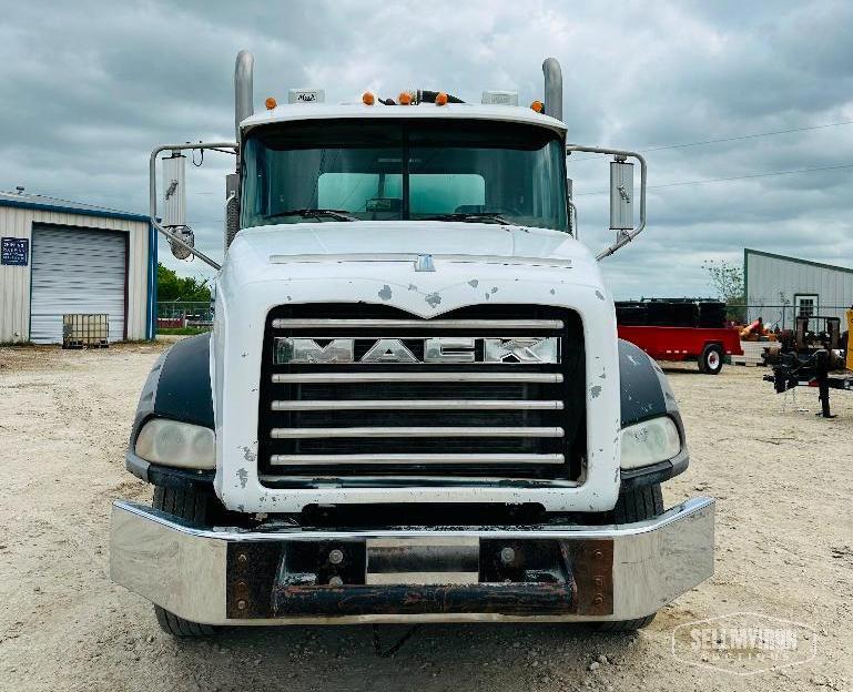 2007 Mack CT713 T/A Vacuum Truck [YARD 1]