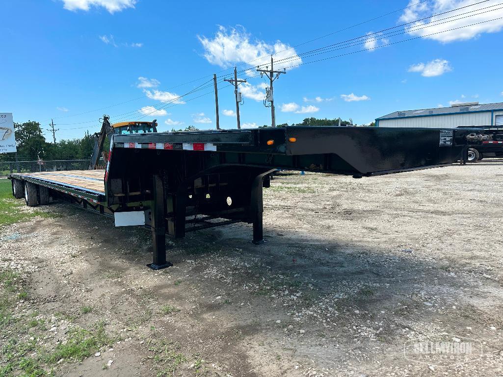 2013 Transcraft DTL-2100 53ft T/A Spread Axle Step Deck Trailer [YARD 1]