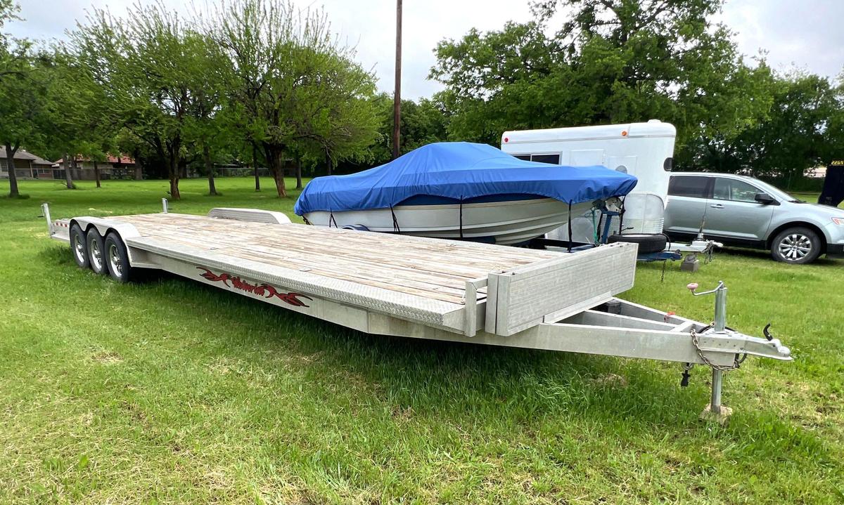 32 foot Aluminum Wolverine Car Hauler - Super Clean