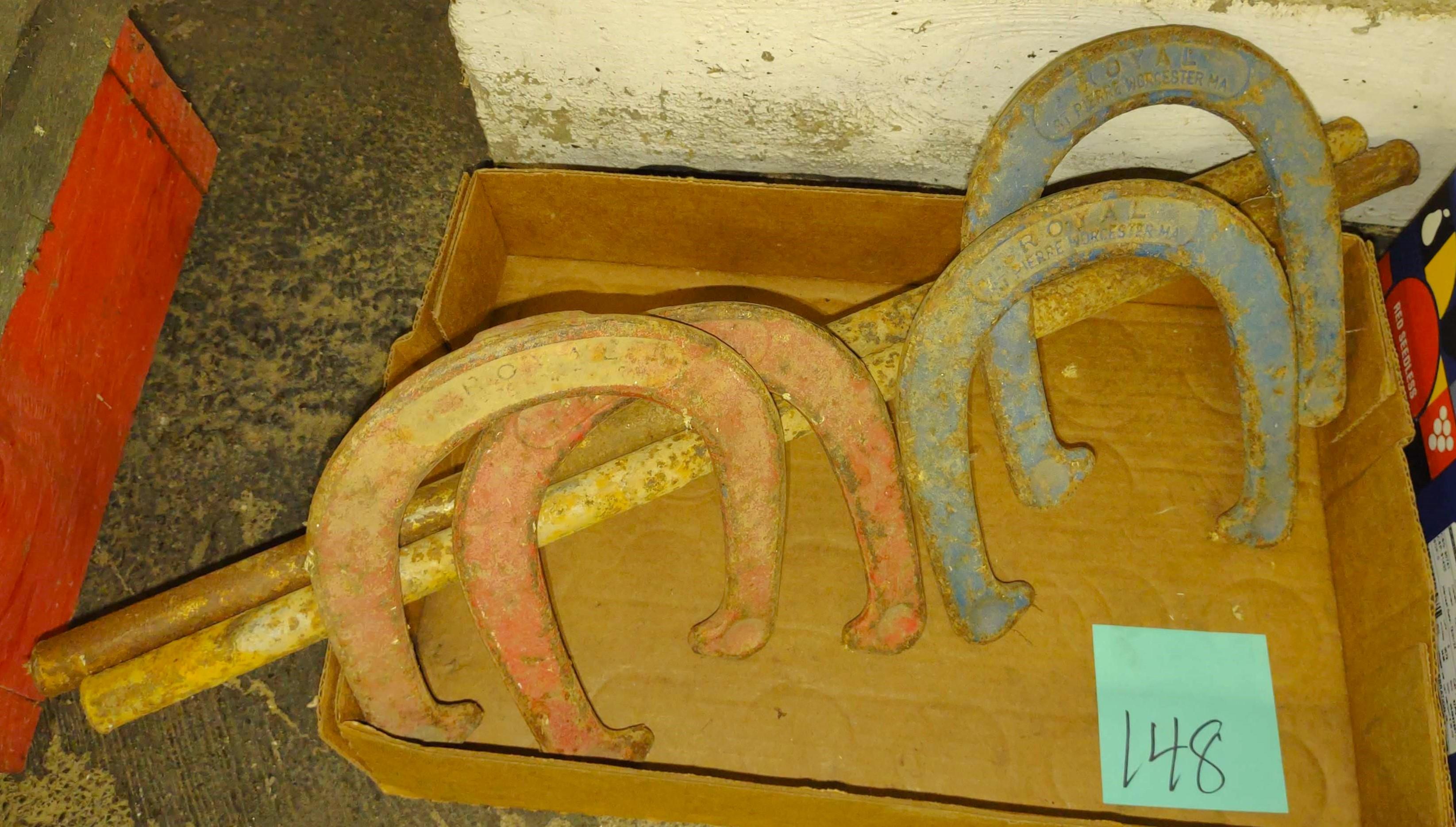 VINTAGE ROYAL HORSE SHOE SET - PICK UP ONLY