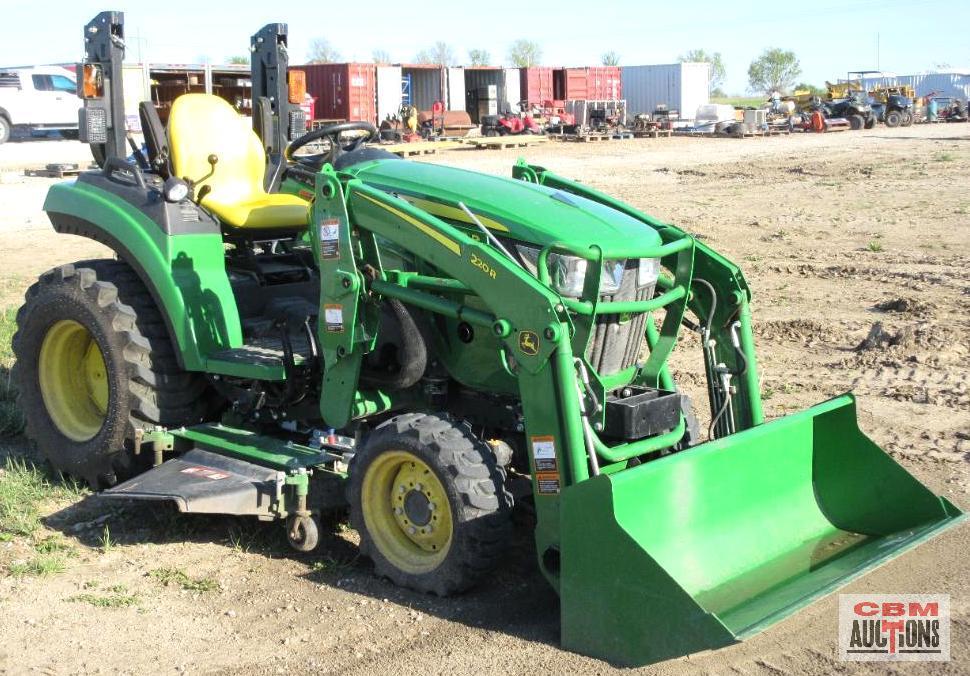 John Deere 2032R Compact Utility Tractor, 32Hp Diesel,220 Hrs, MFWD, Hydrostatic 2 Speed