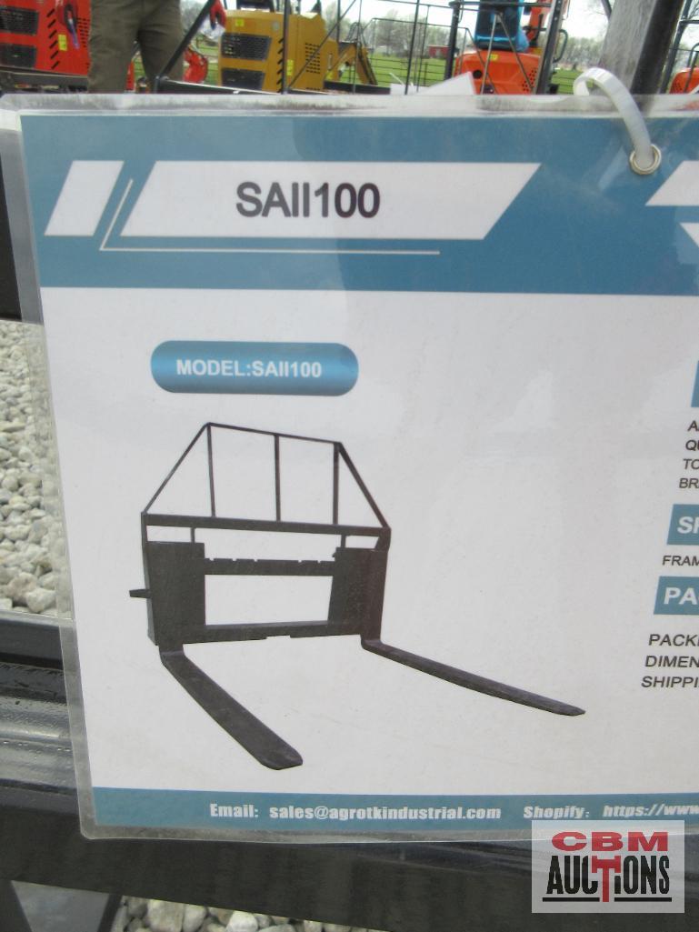 AGT SAII100 48" Skid Steer Pallet Forks 4K *1