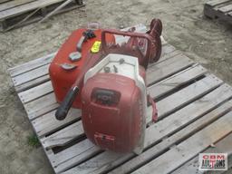 Johnson 5 1/2 Hp Seahorse Outboard Boat Motor & Gas Can (Seller Said Runs-NO TITLE)