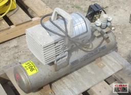 Campbell Hausfeld 3/4Hp Portable Air Compressor Single Tank (Seller Said Runs)