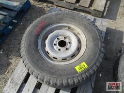 Tire & Wheel LT265/75R16