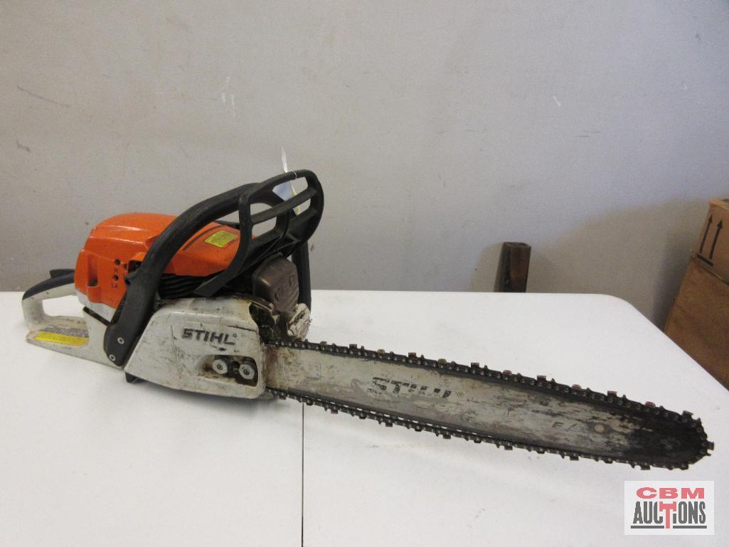 Stihl MS261 Chainsaw With 18" Bar (Runs)