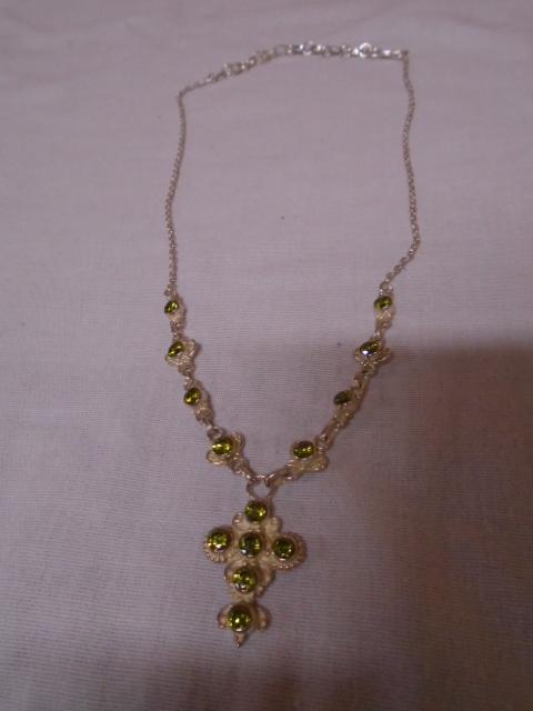Ladies 17" Sterling Silver Necklace & Pendant w/ Topaz Stones
