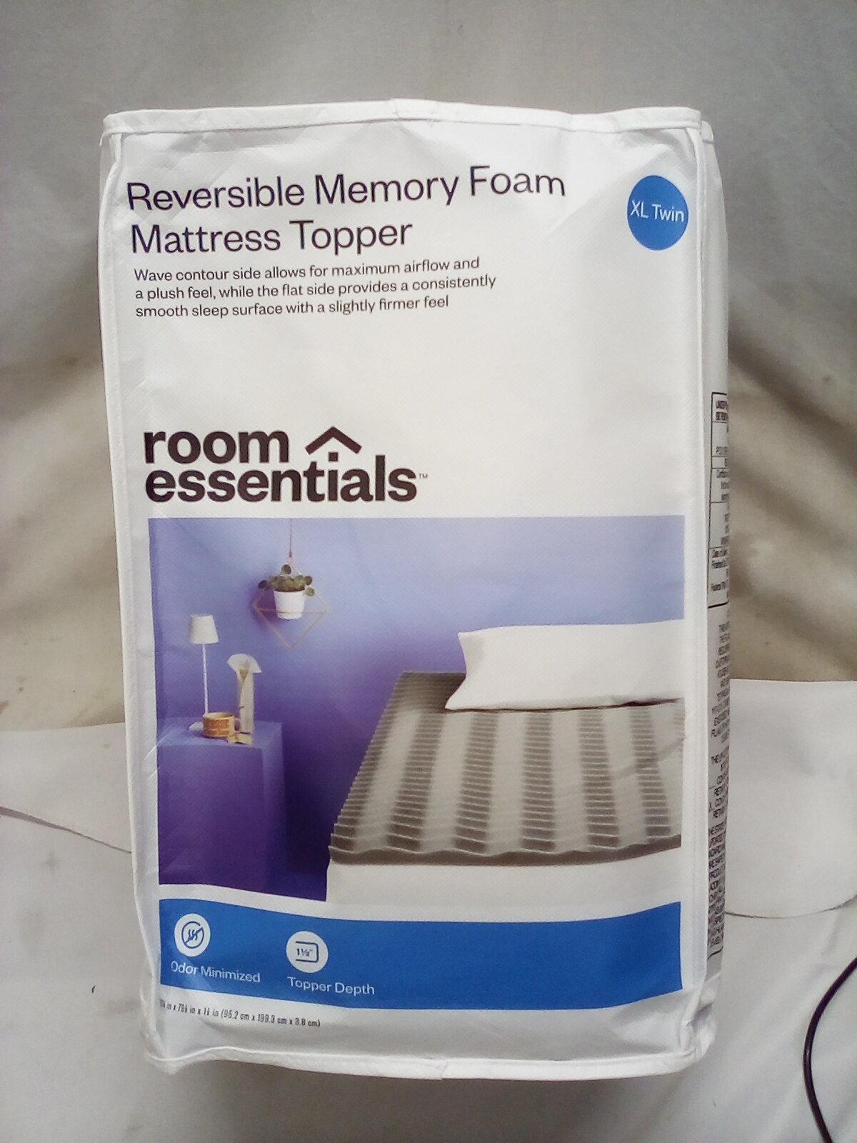 Room Essentials Reversible Memory Foam Mattress Topper. XL Twin