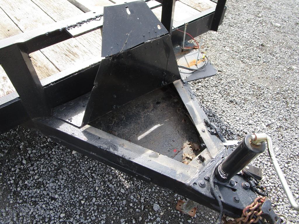 BLACK BUMPER HITCH TRAILER