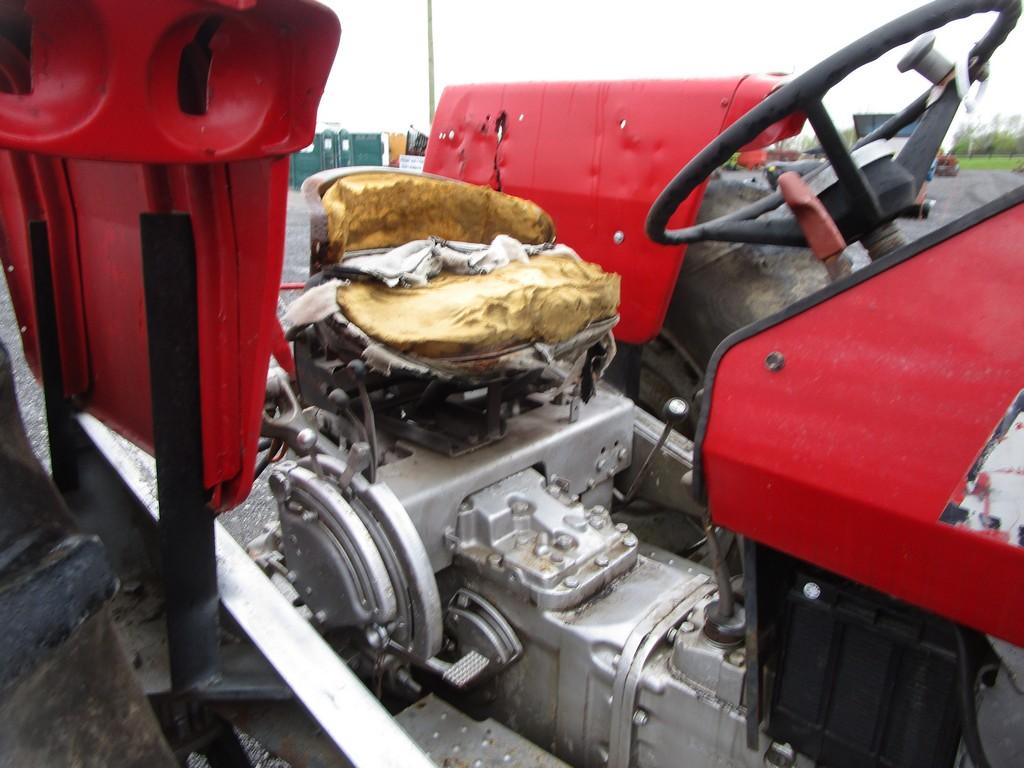 MASSEY FERGUSON 285 W LOADER