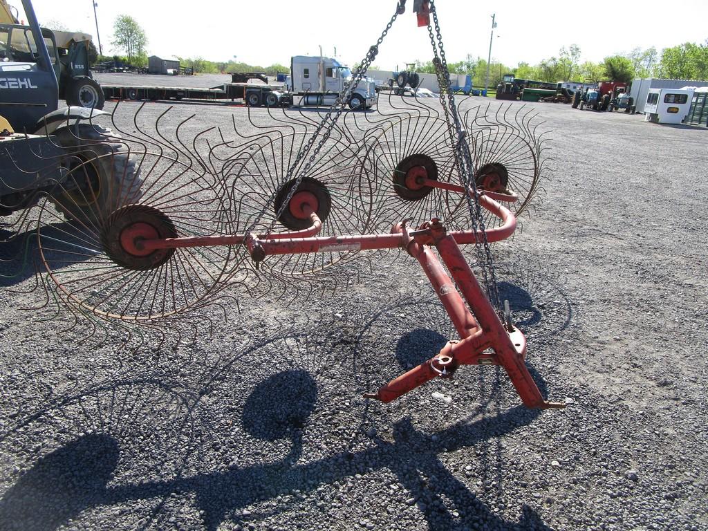 3PT 4 WHEEL HAY RAKE