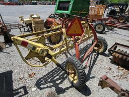 NEW HOLLAND 256 DOLLY RAKE