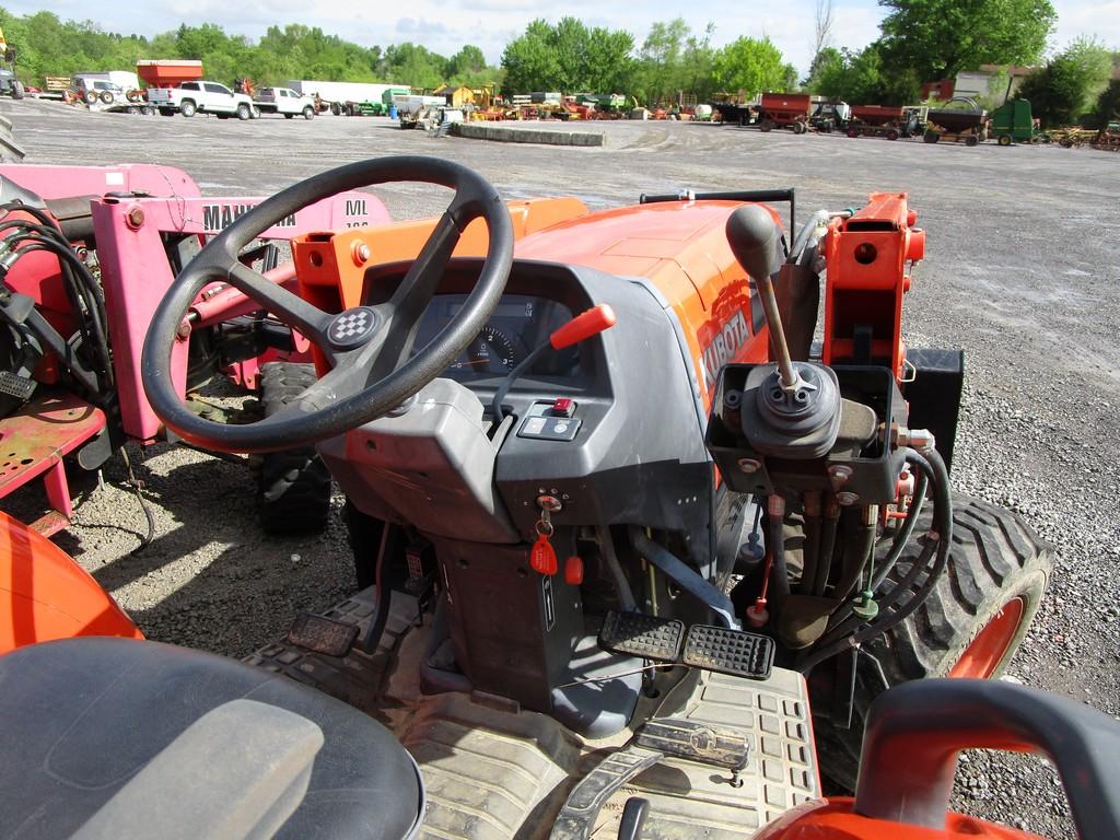 KUBOTA L4330 TRACTOR W LOADER