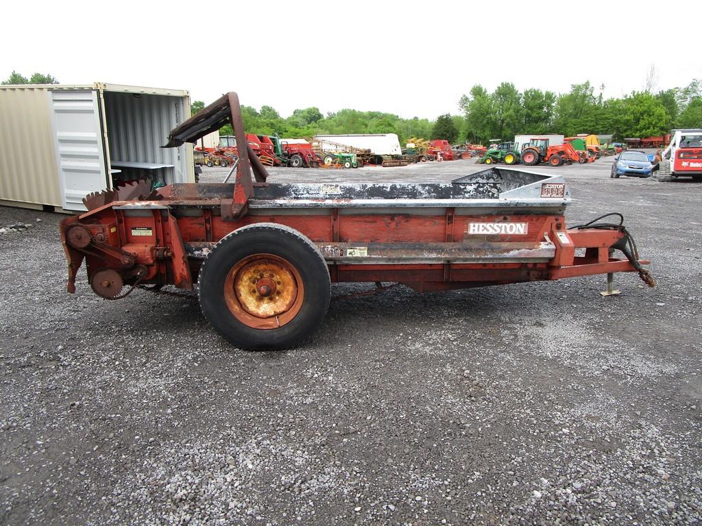 HESSTON S185 MANURE SPREADER