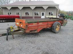 NEW IDEA 217 MANURE SPREADER