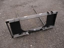 SKIDSTEER MOUNT BALE SPEAR