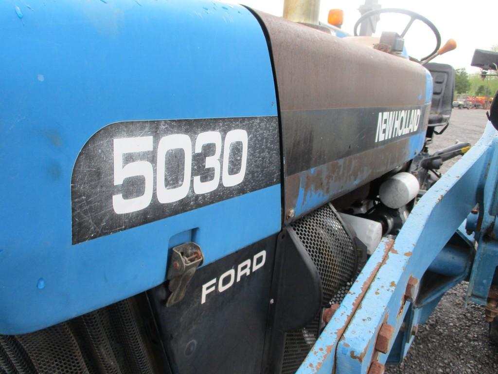 NEW HOLLAND 5030 W NH 7310 LOADER