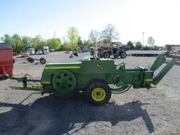 JOHN DEERE 348 SQ BALER