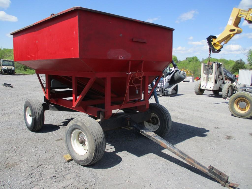 RED GRAVITY WAGON W SEED VAC SYSTEM