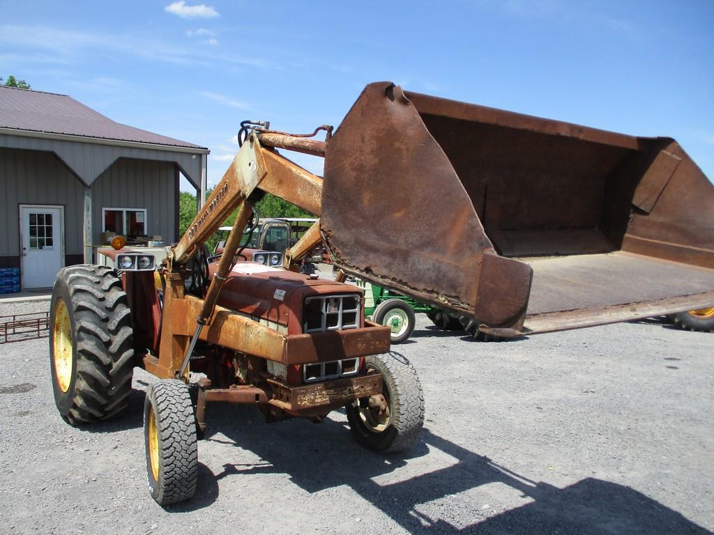 INTERNATIONAL 574 W LOADER