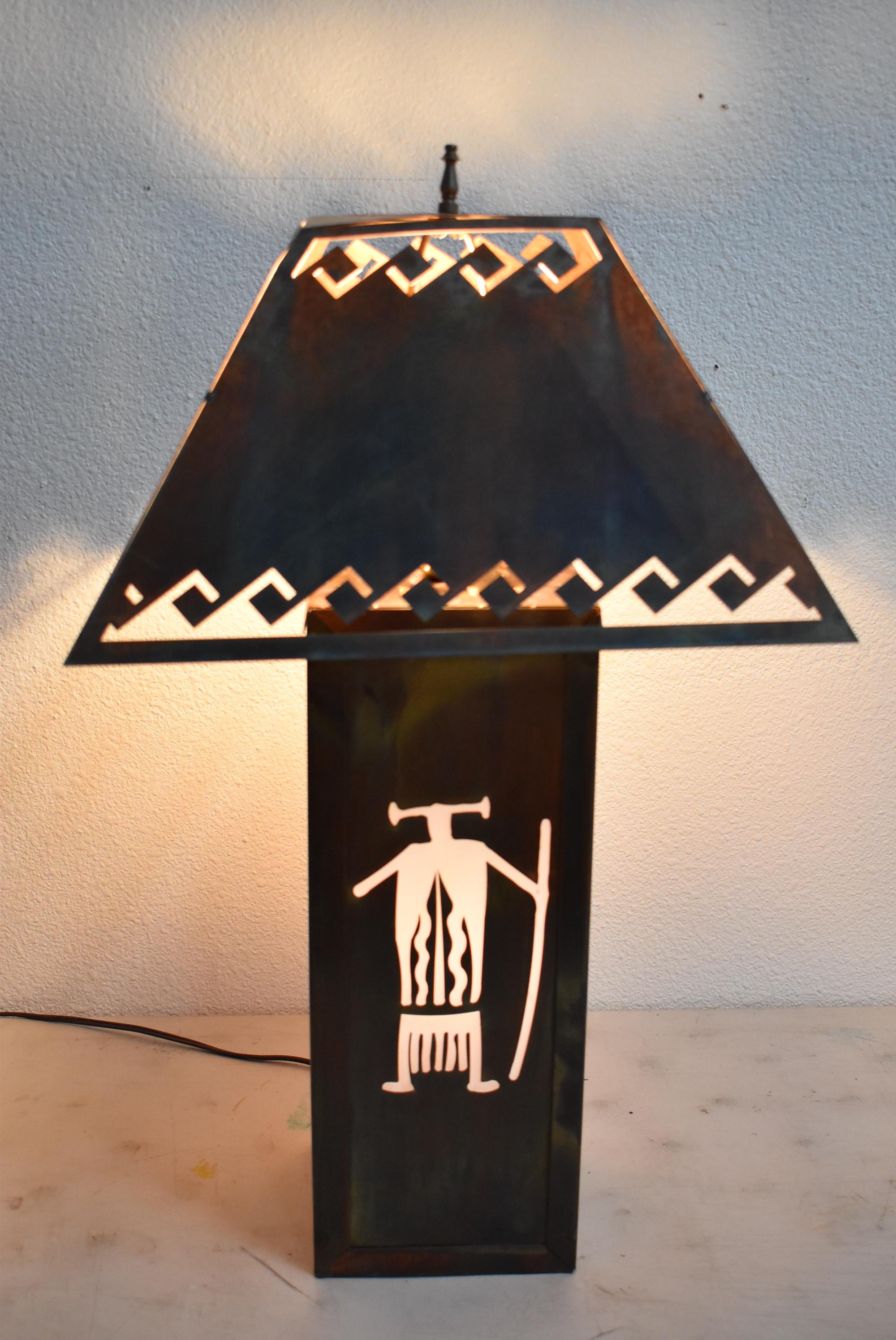 METAL ART TABLE LAMP!!