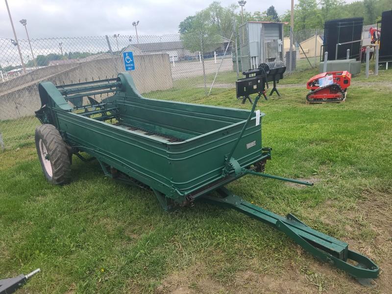 Oliver Ground Drive Manure Spreader